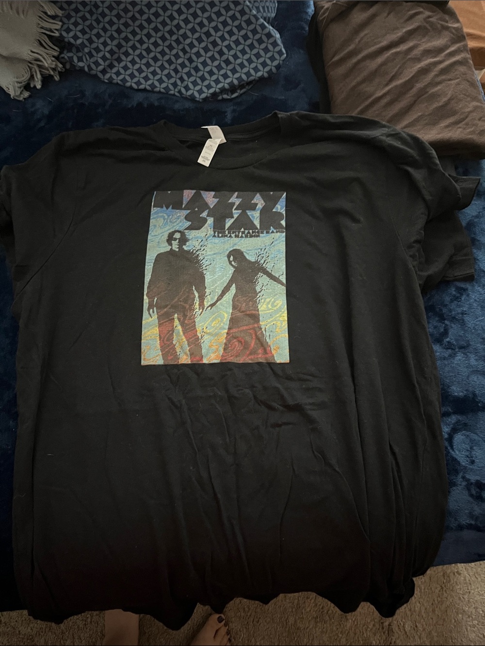 NWOT mazzy star Graphic Tee with Colorful Silhouette Print